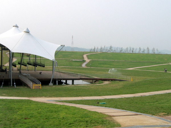 야외공연장-어울터