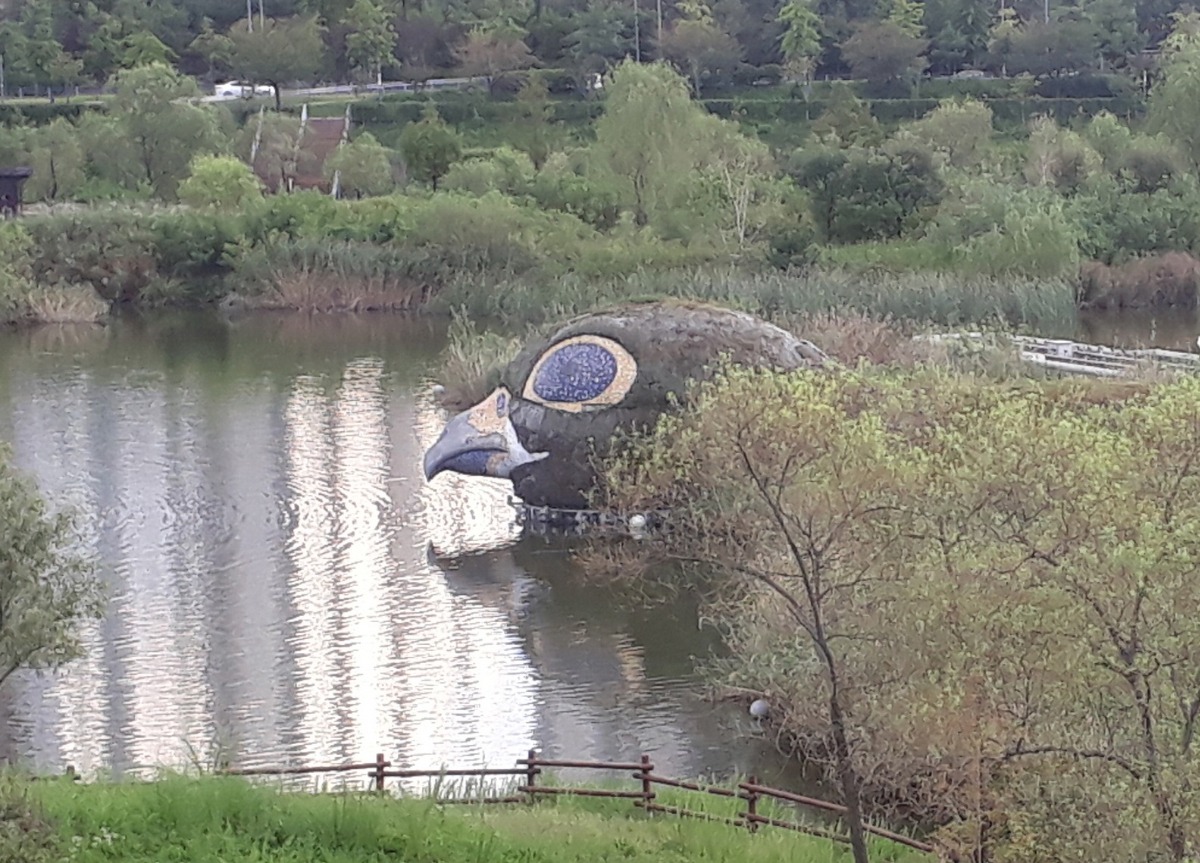 황조롱이 대형 조각(철골 콘크리트 작품)