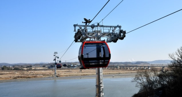 임진강을 건너는 평화 곤돌라/사진 파주시 제공